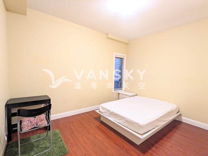 260220113342_Room Large 1.jpg